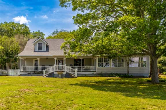 Schulenburg Ranch Retreat - Image 1